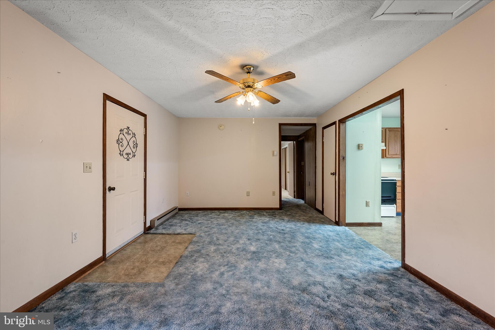 SUNRISE SUMMIT - Residential