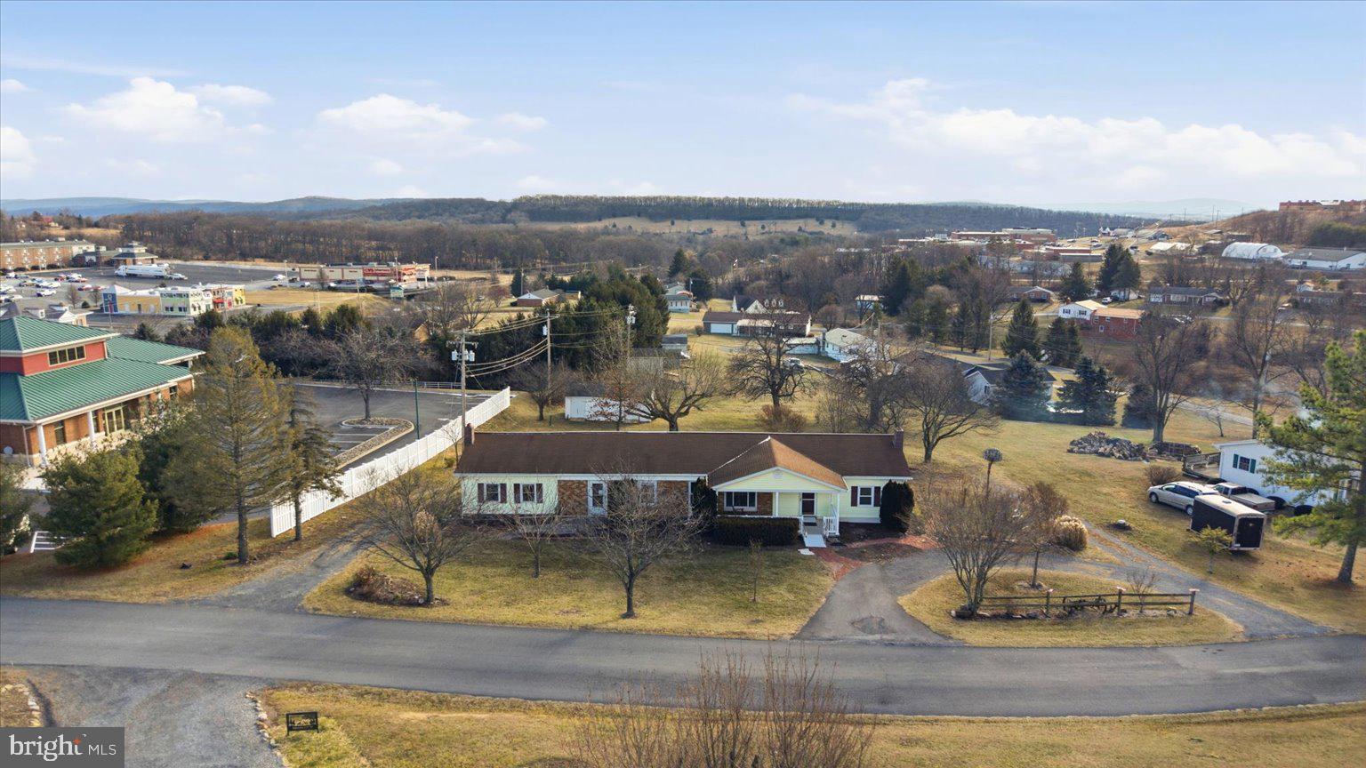 SUNRISE SUMMIT - Residential