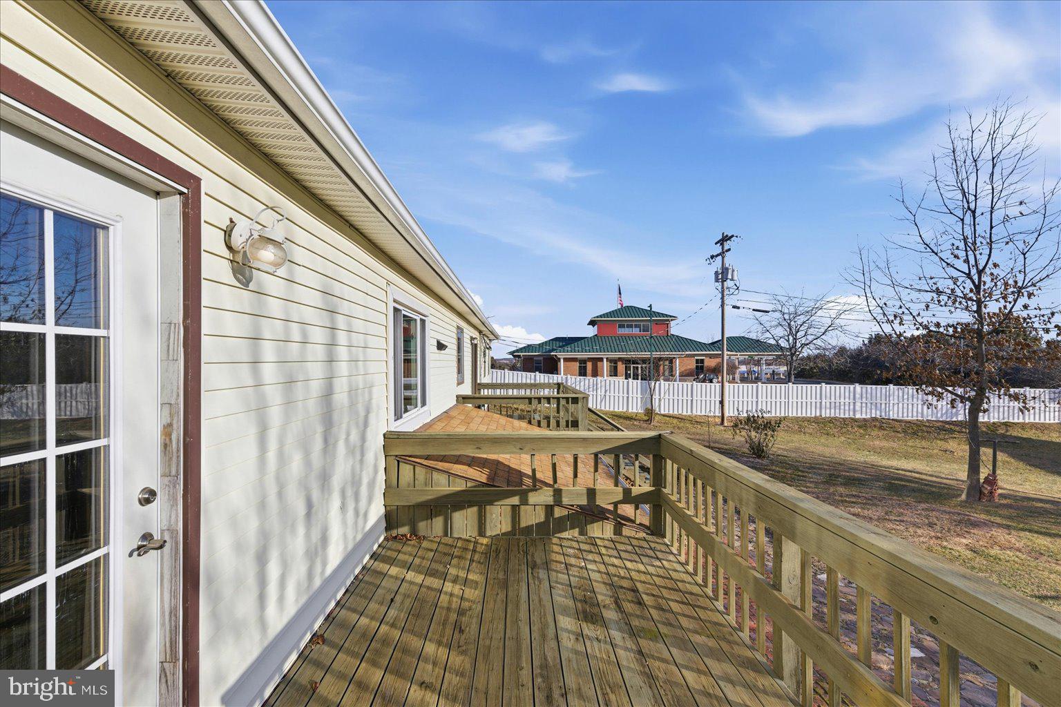 SUNRISE SUMMIT - Residential