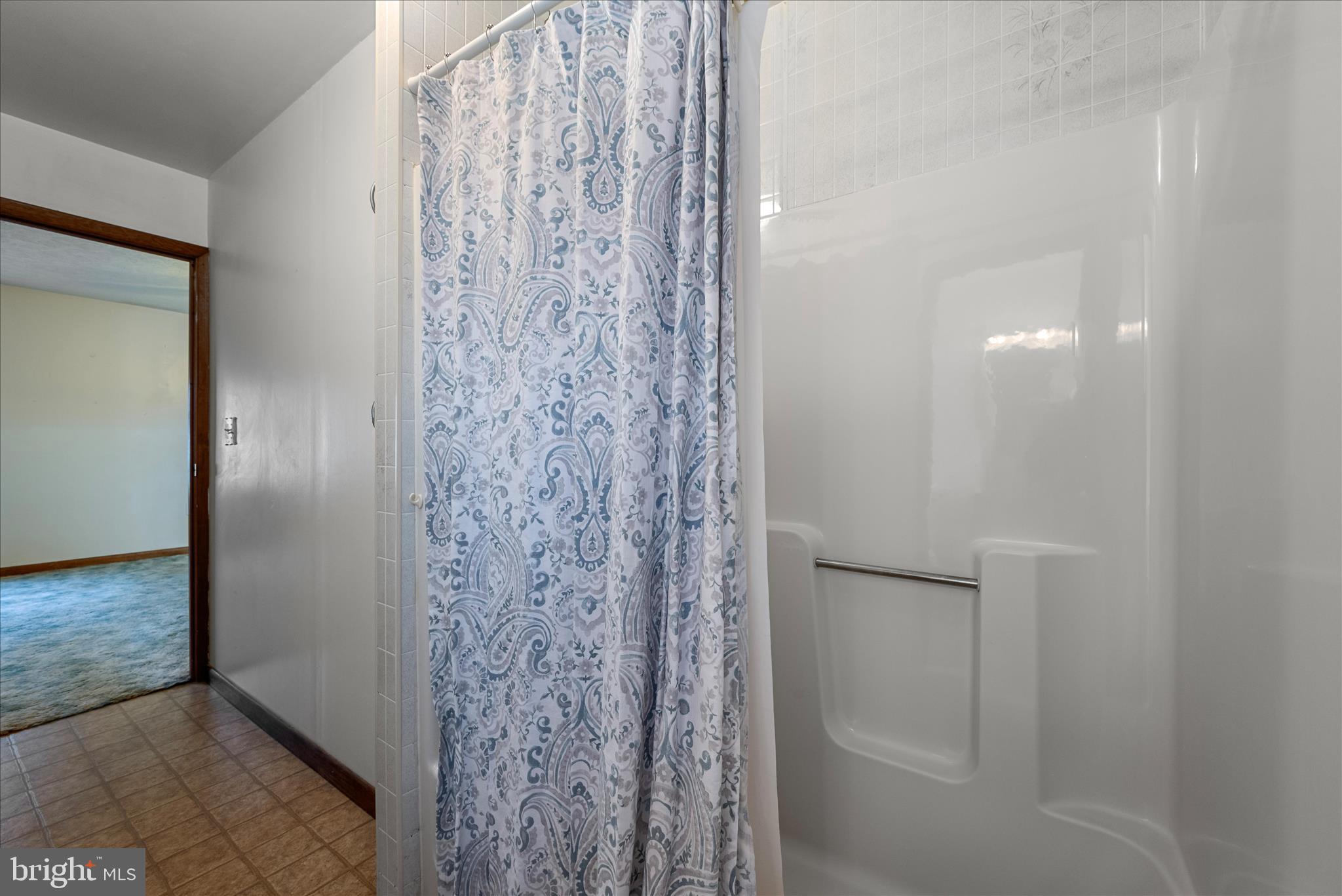 SUNRISE SUMMIT - Residential