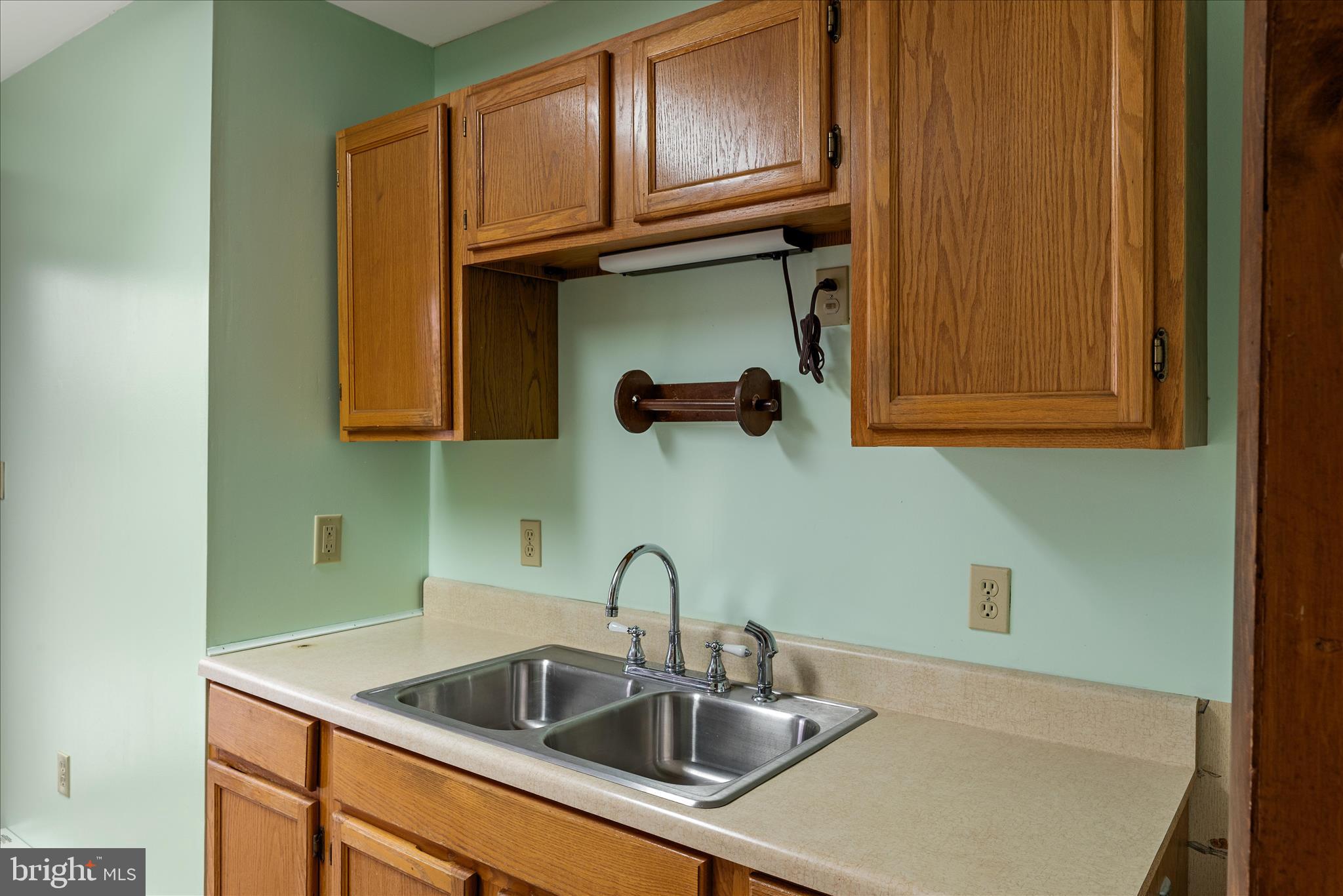 SUNRISE SUMMIT - Residential