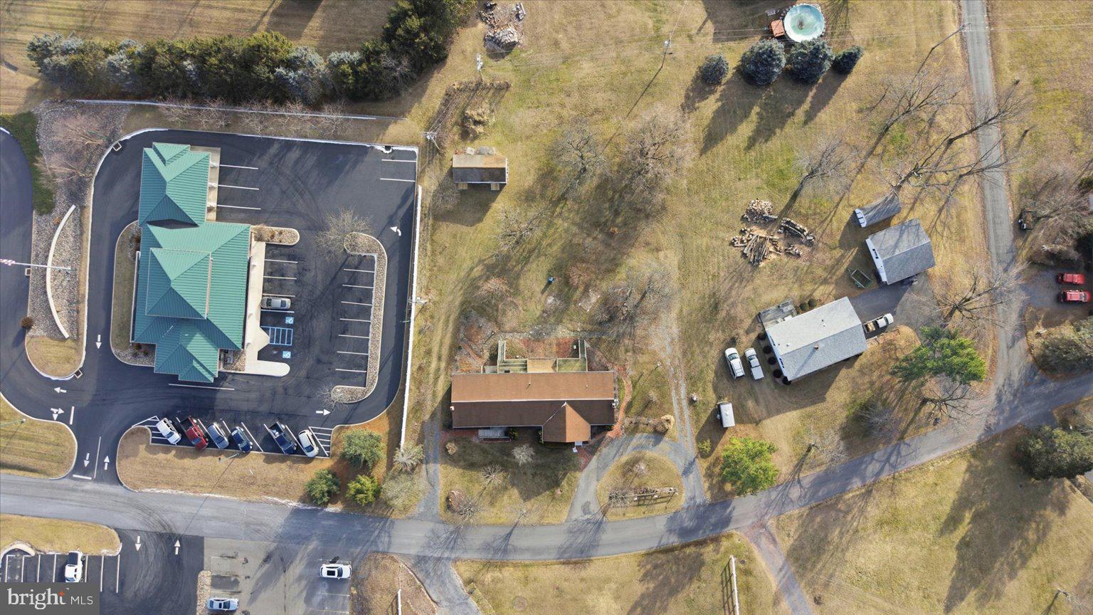 SUNRISE SUMMIT - Residential