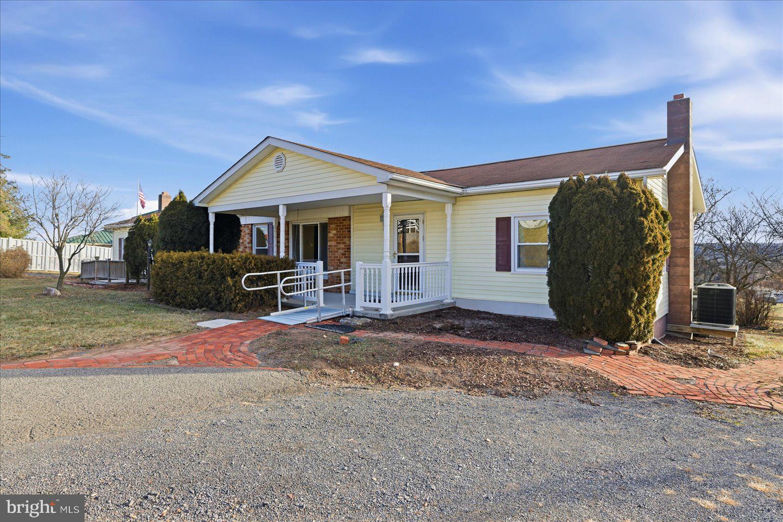 SUNRISE SUMMIT - Residential