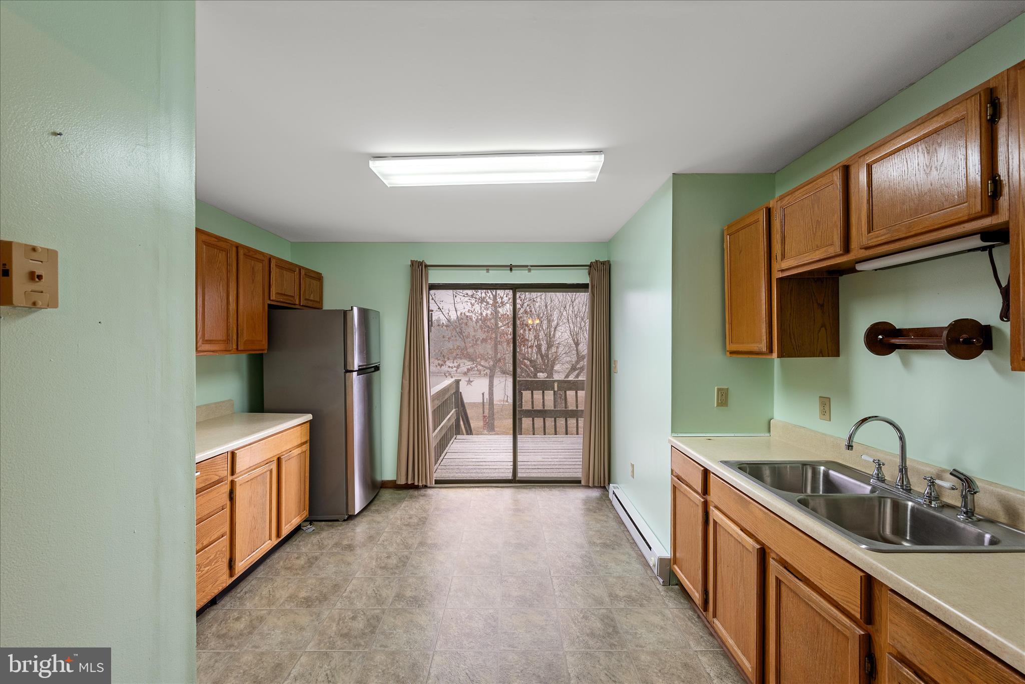 SUNRISE SUMMIT - Residential