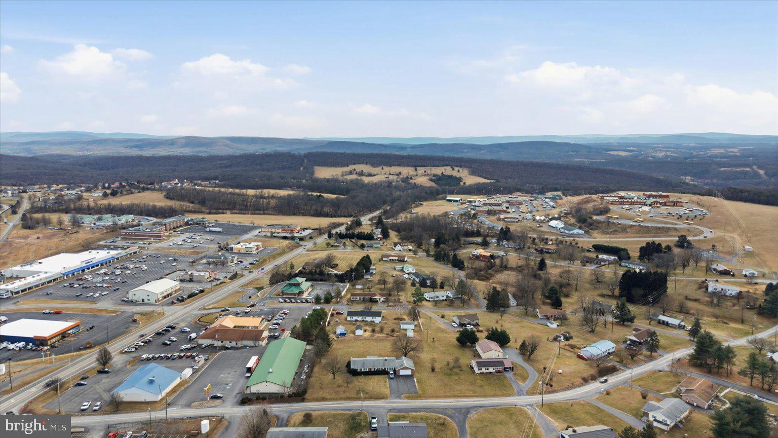 SUNRISE SUMMIT - Residential