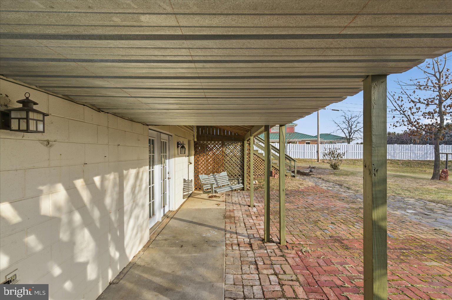 SUNRISE SUMMIT - Residential