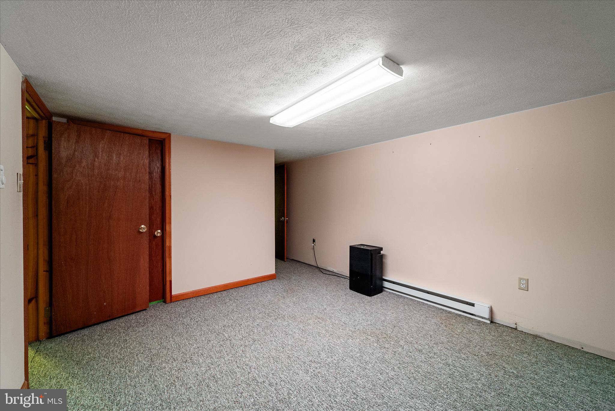 SUNRISE SUMMIT - Residential