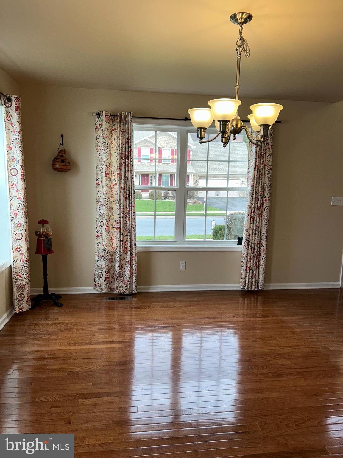 WOODBRIDGE FARMS - Residential