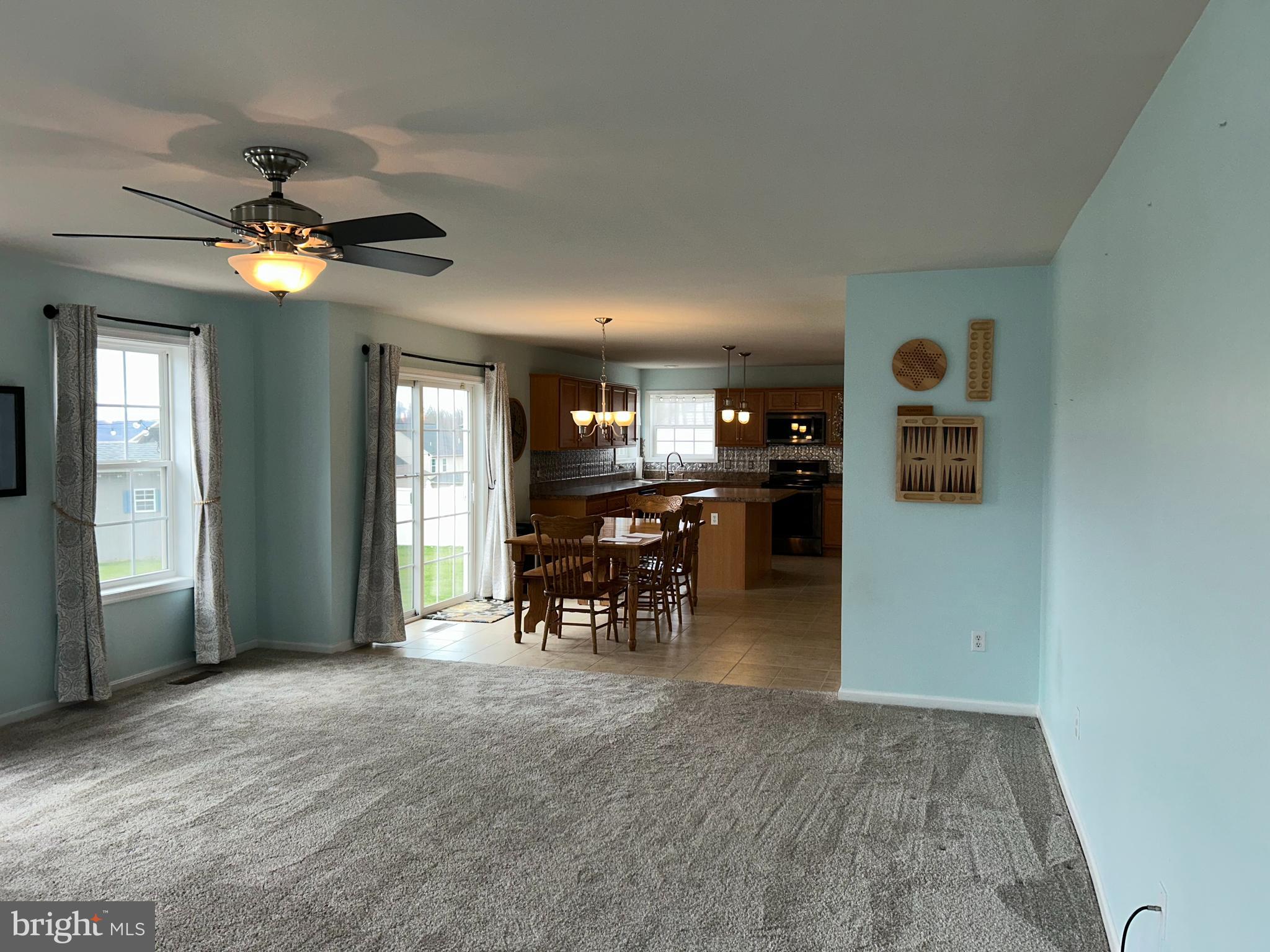 WOODBRIDGE FARMS - Residential