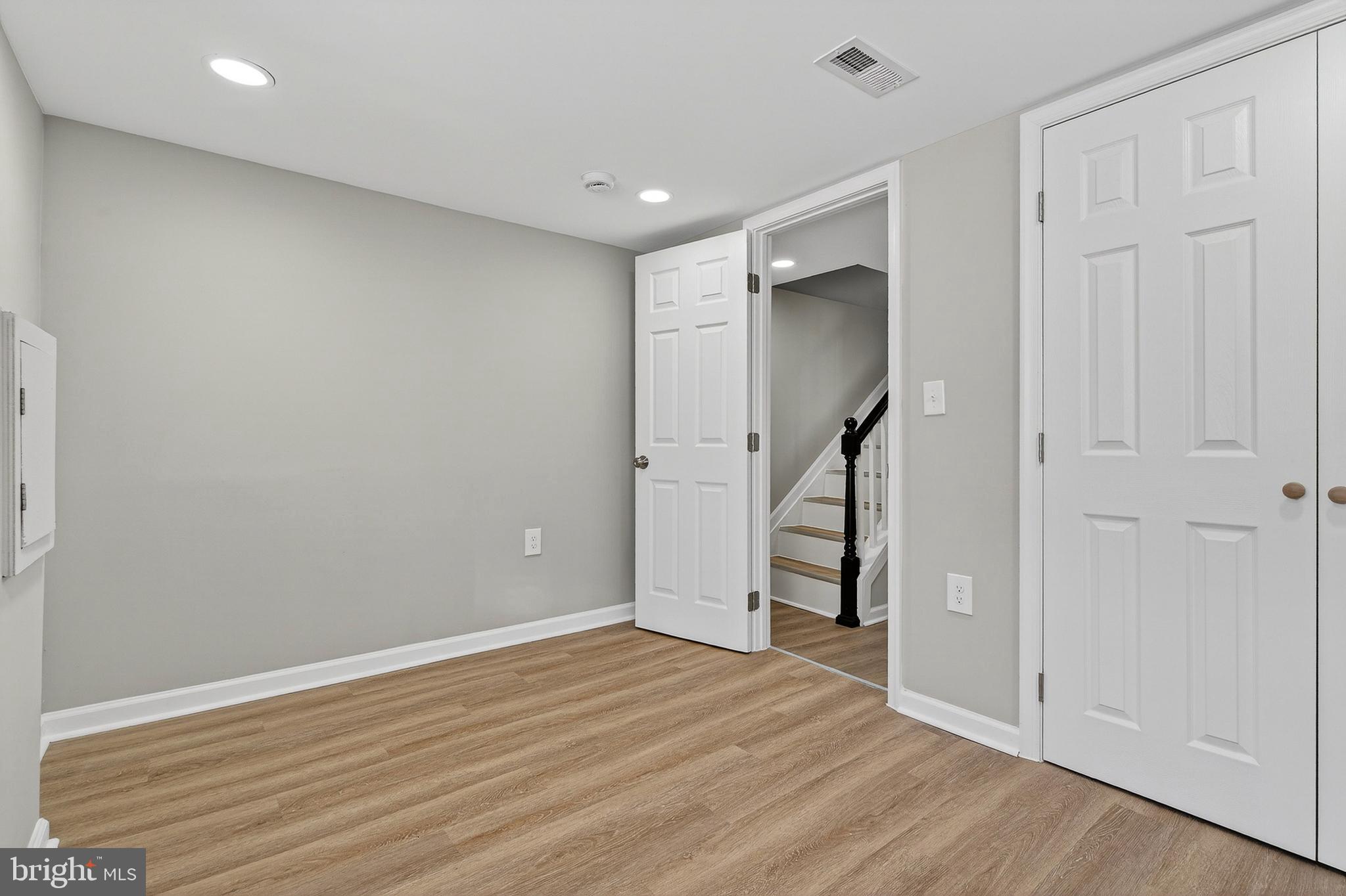 MOSHER - Residential