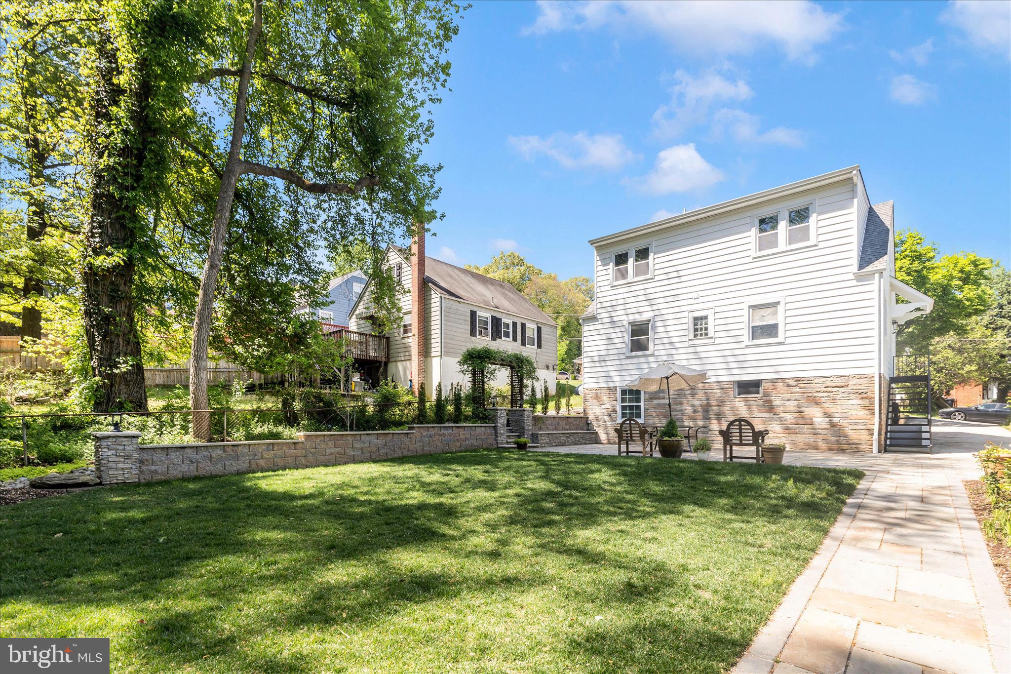 ENGLEWOOD - Residential