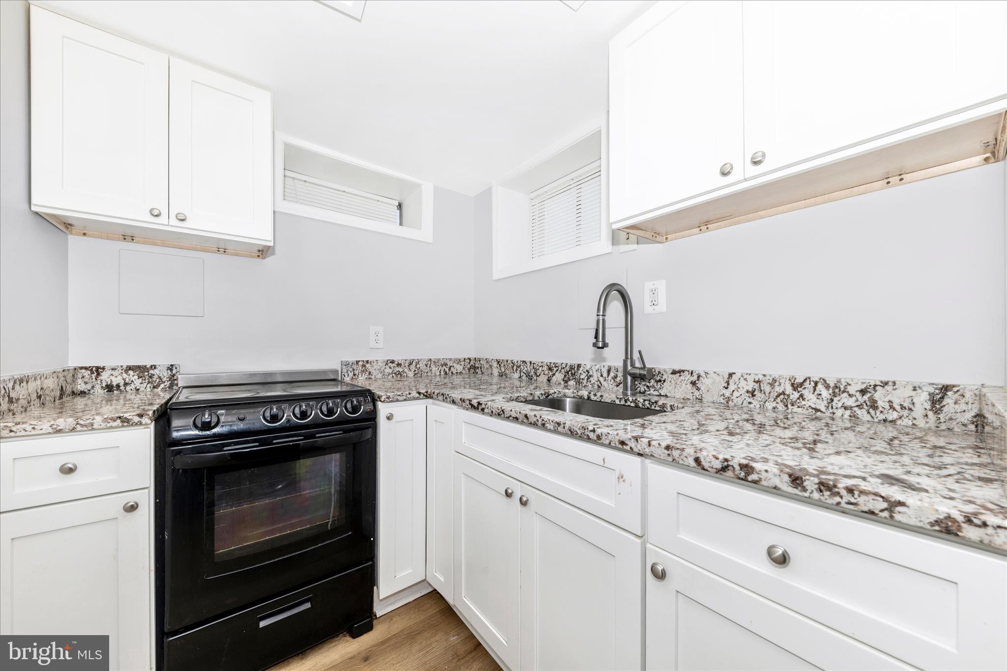 ENGLEWOOD - Residential