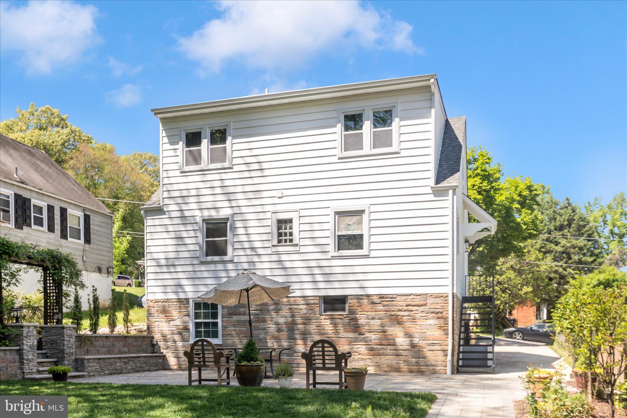 ENGLEWOOD - Residential