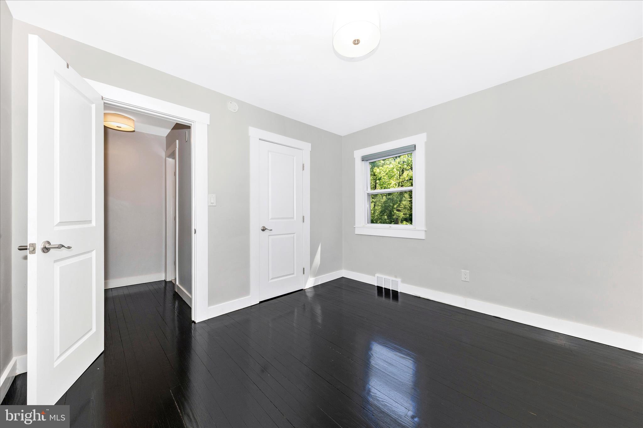 ENGLEWOOD - Residential