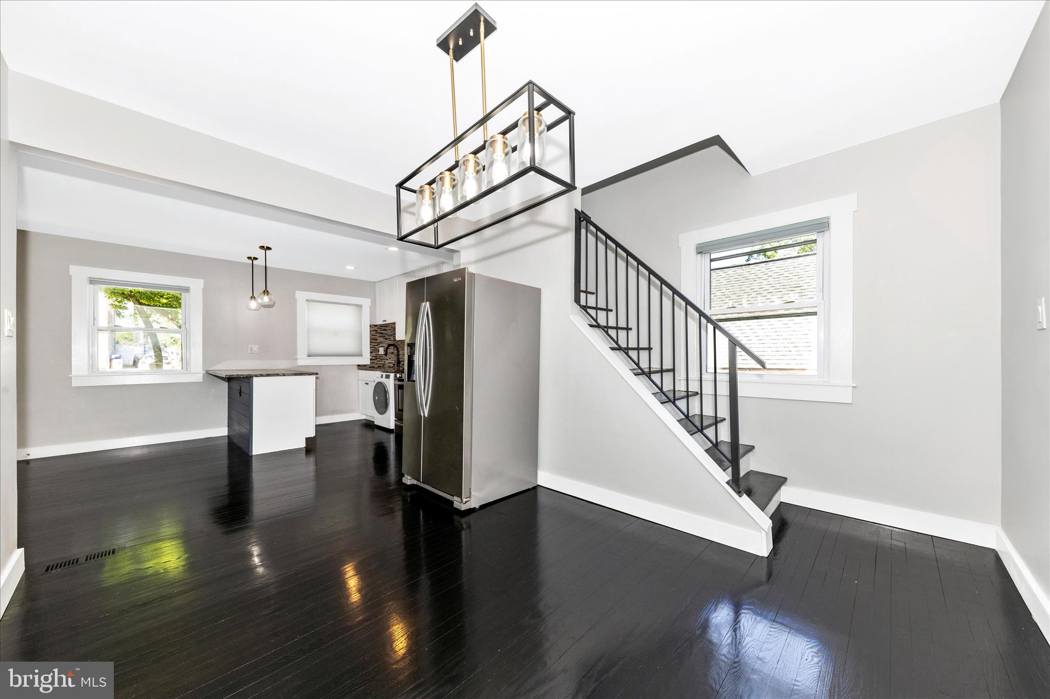 ENGLEWOOD - Residential