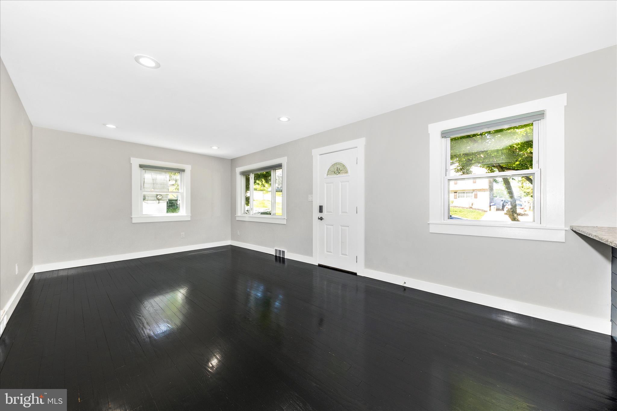 ENGLEWOOD - Residential