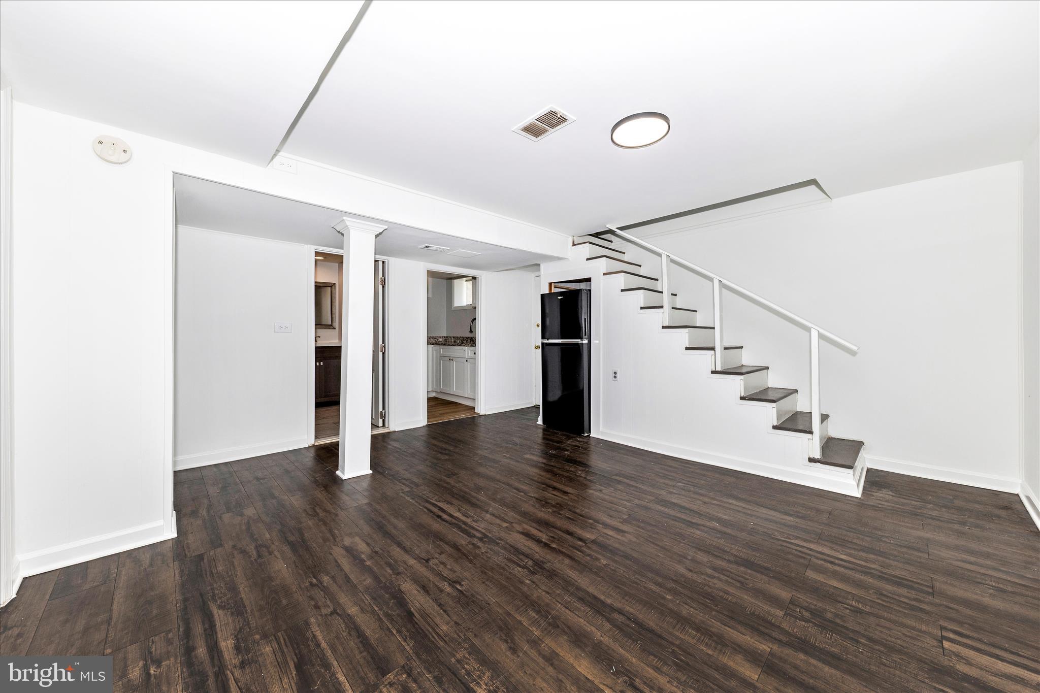 ENGLEWOOD - Residential