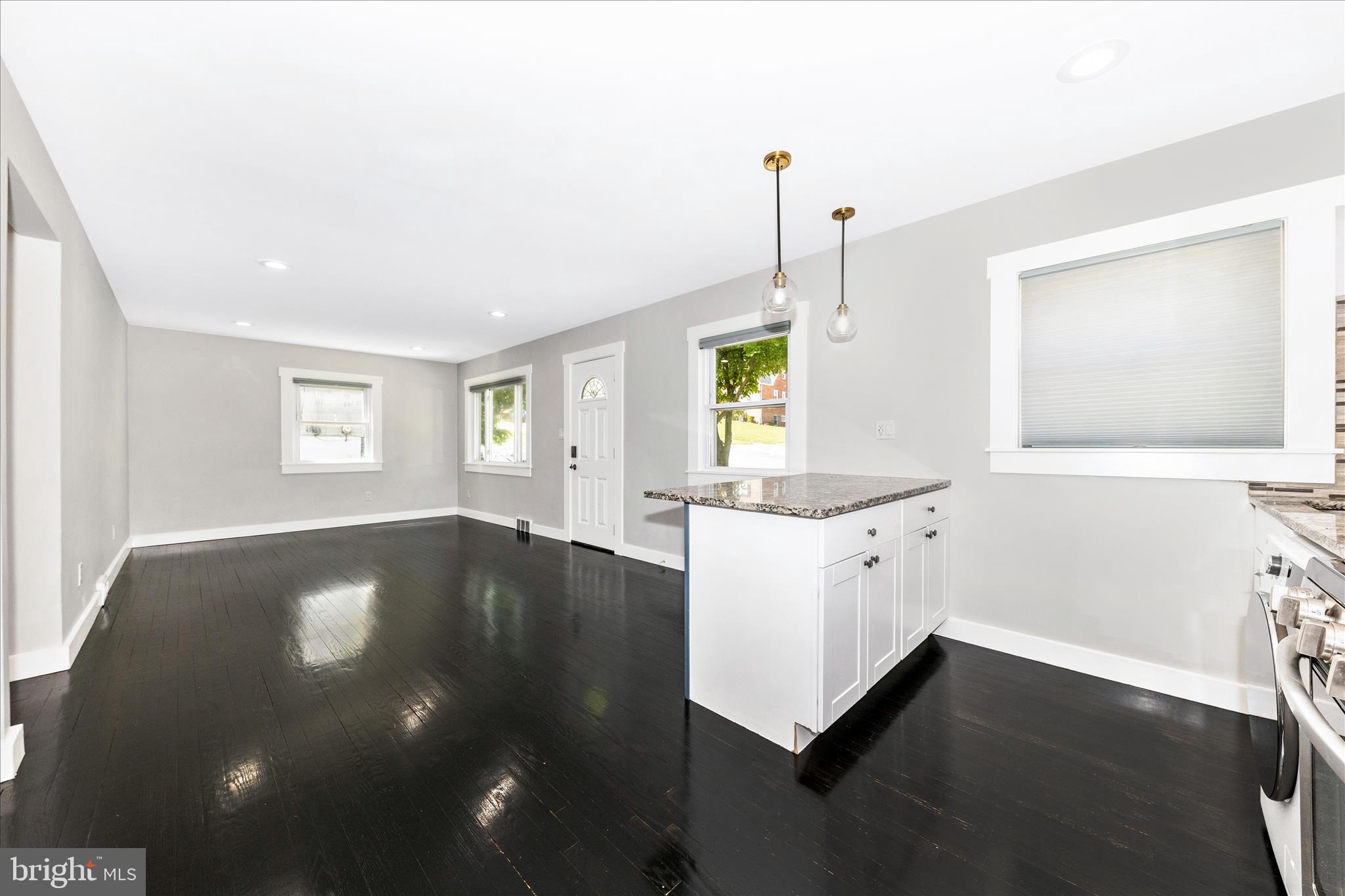 ENGLEWOOD - Residential