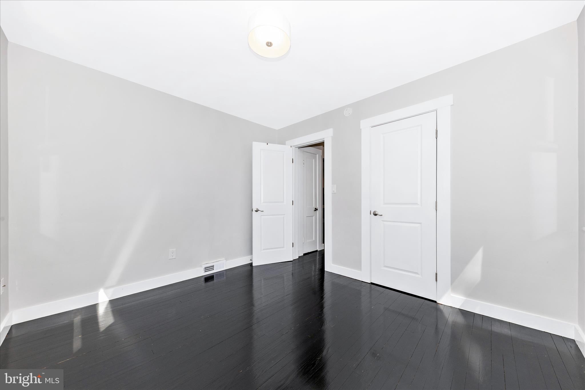 ENGLEWOOD - Residential