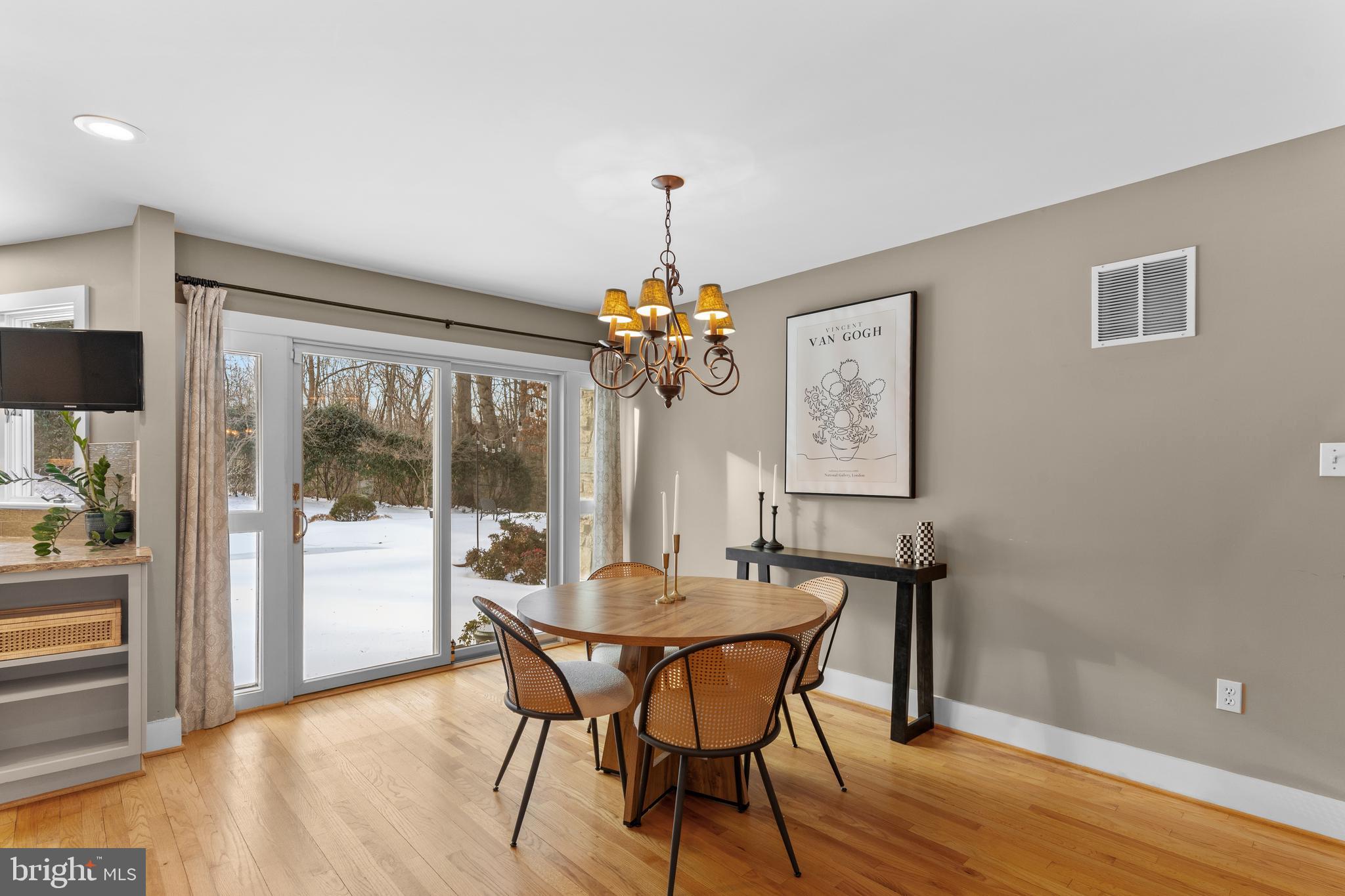 HICKORY CREEK - Residential