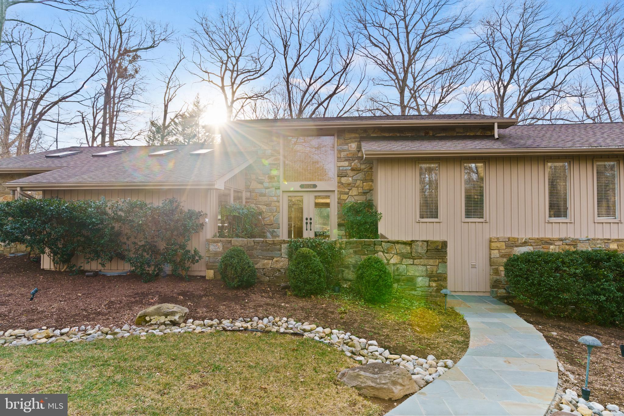 HICKORY CREEK - Residential