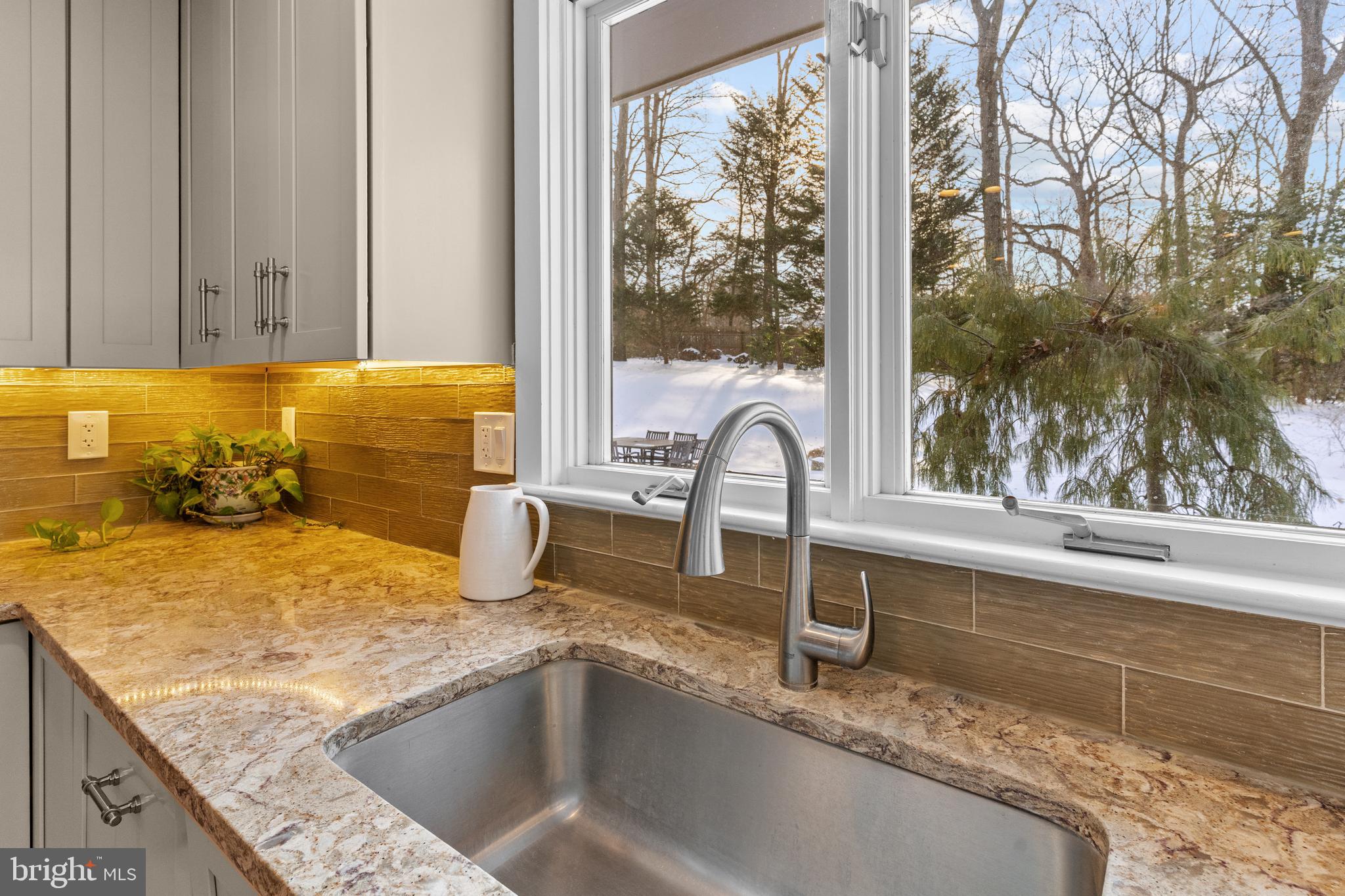 HICKORY CREEK - Residential