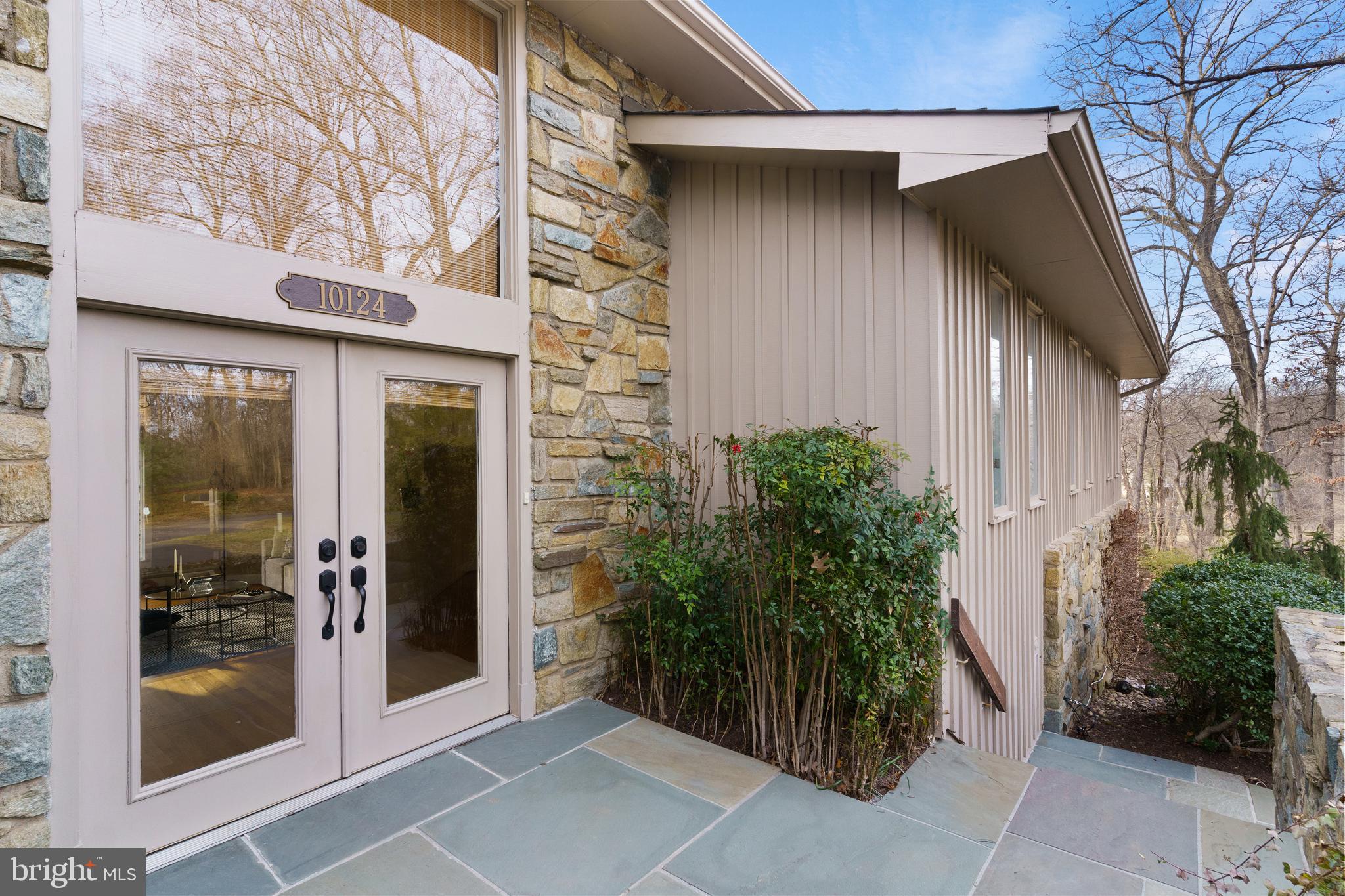 HICKORY CREEK - Residential