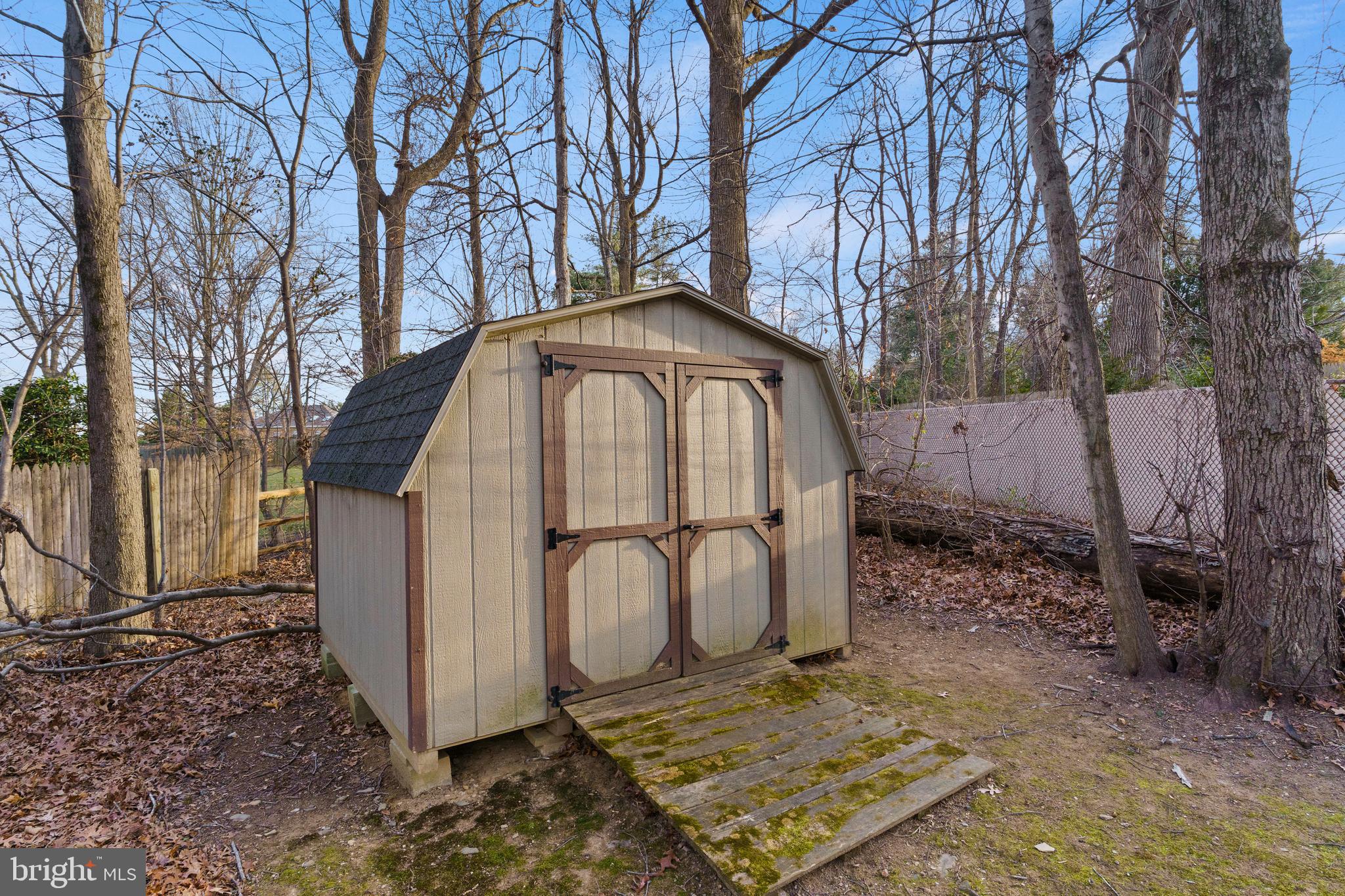 HICKORY CREEK - Residential