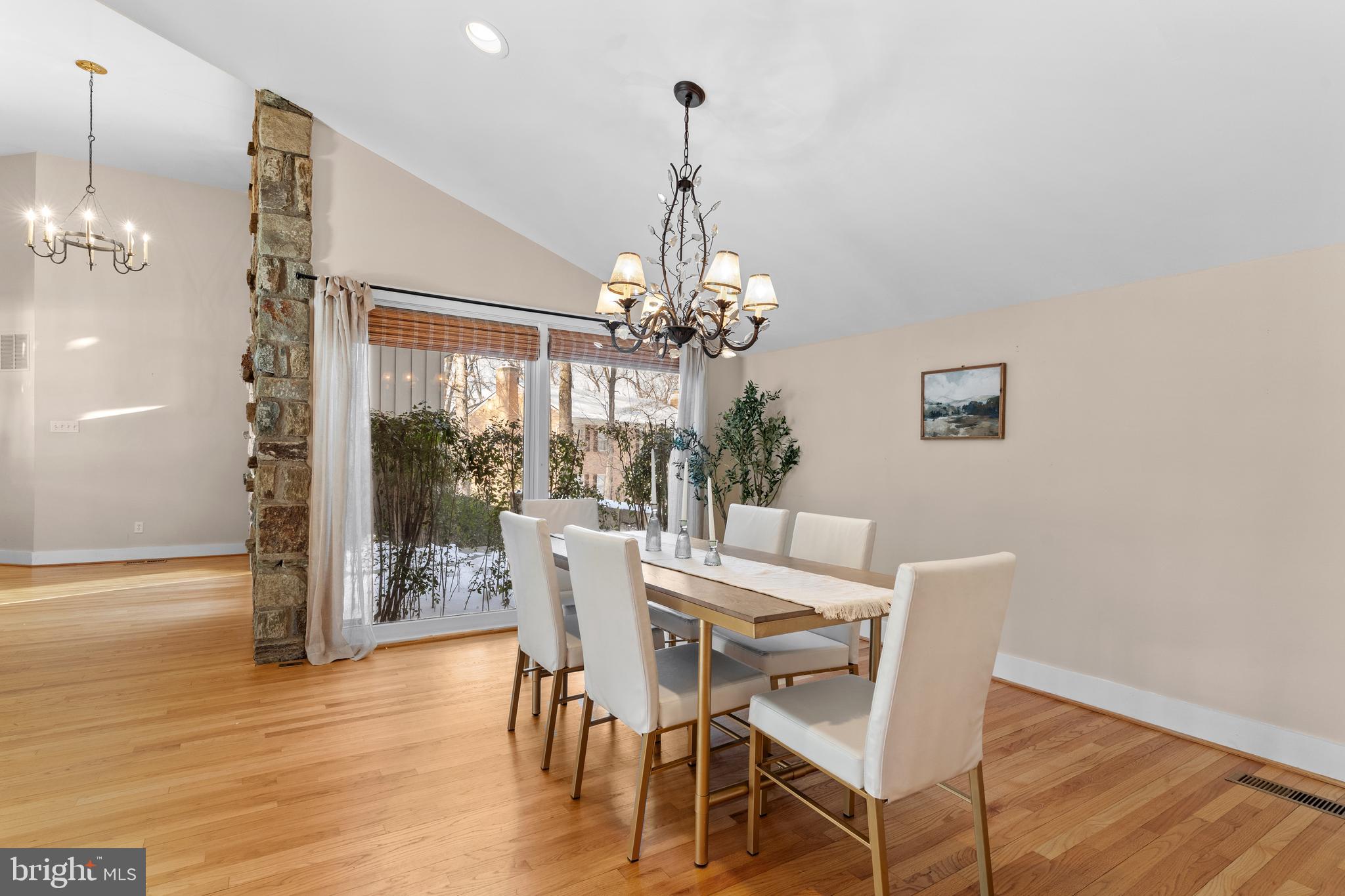 HICKORY CREEK - Residential