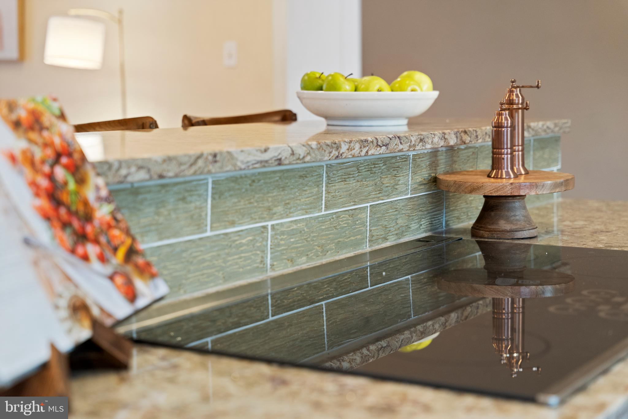 HICKORY CREEK - Residential