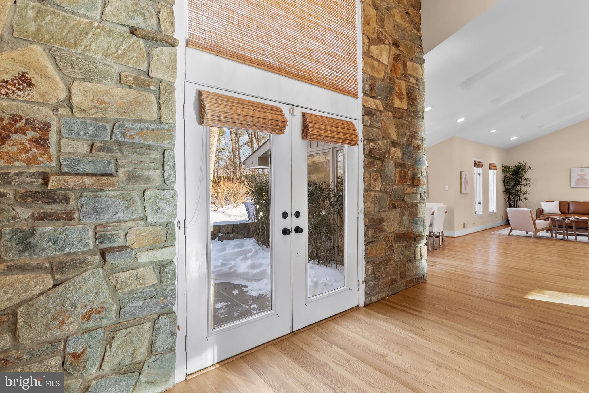 HICKORY CREEK - Residential