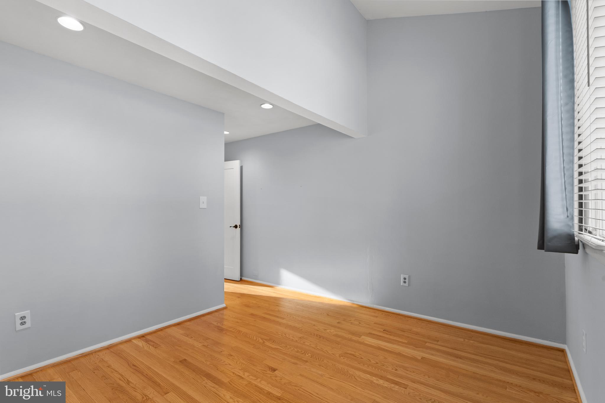 HICKORY CREEK - Residential