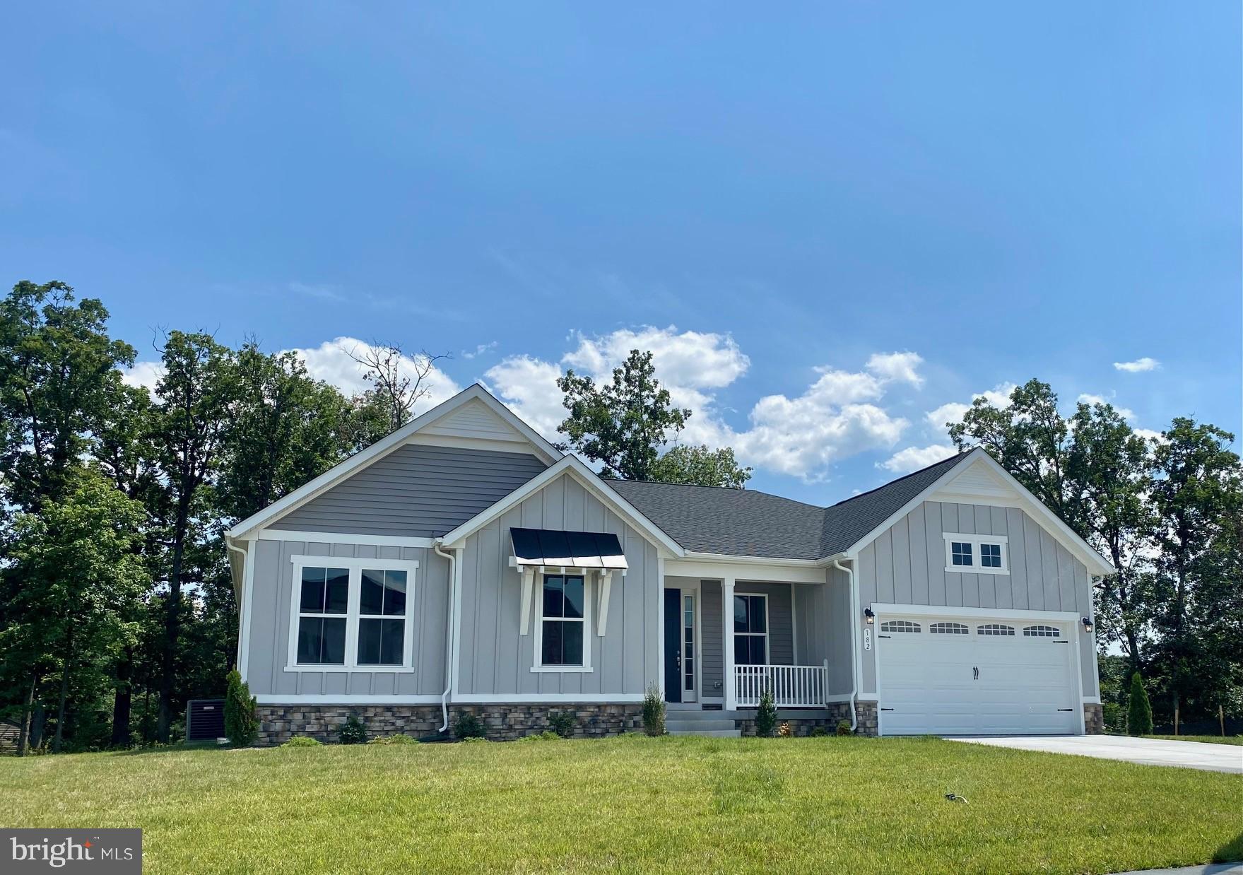 ABRAMS POINTE - Residential