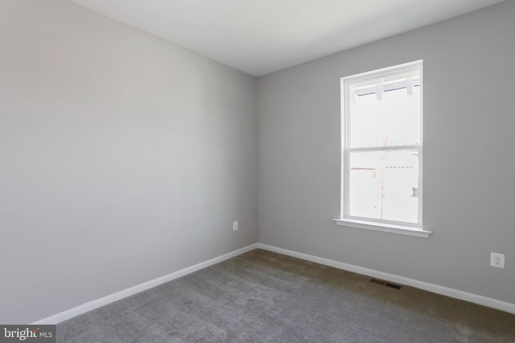 ABRAMS POINTE - Residential