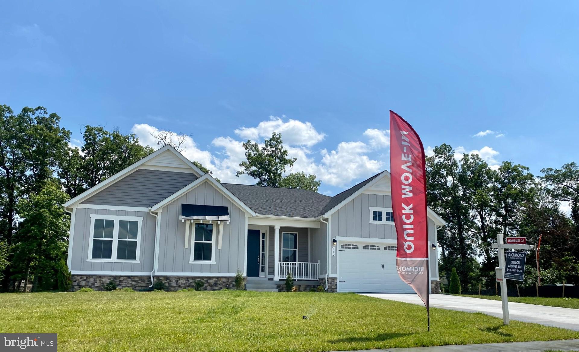 ABRAMS POINTE - Residential