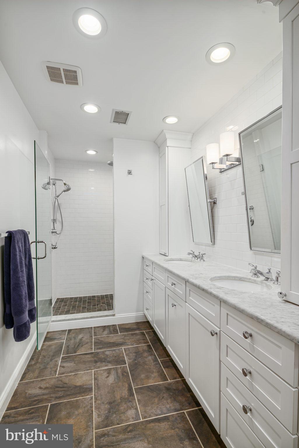 SPRING GARDEN - Residential