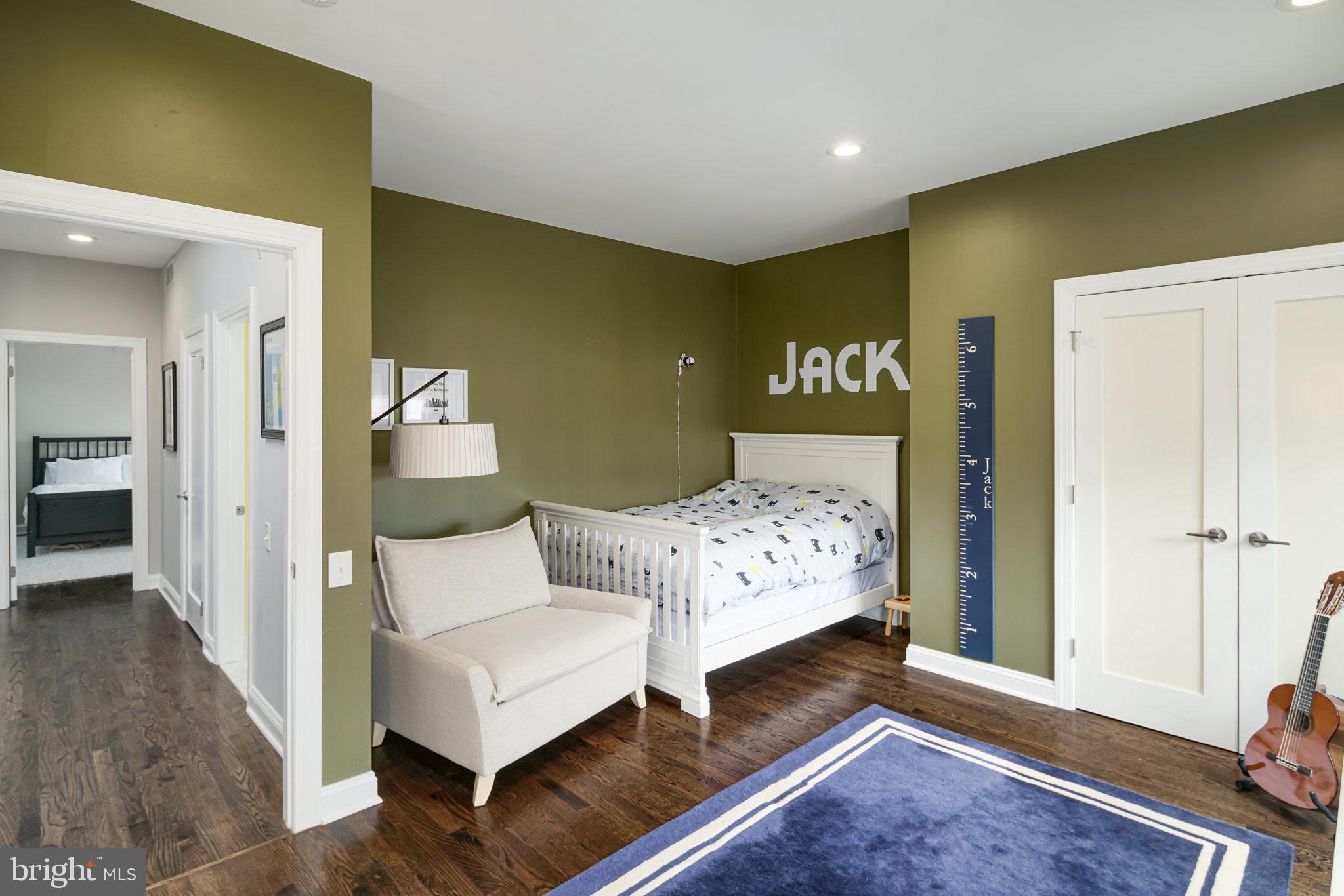 SPRING GARDEN - Residential