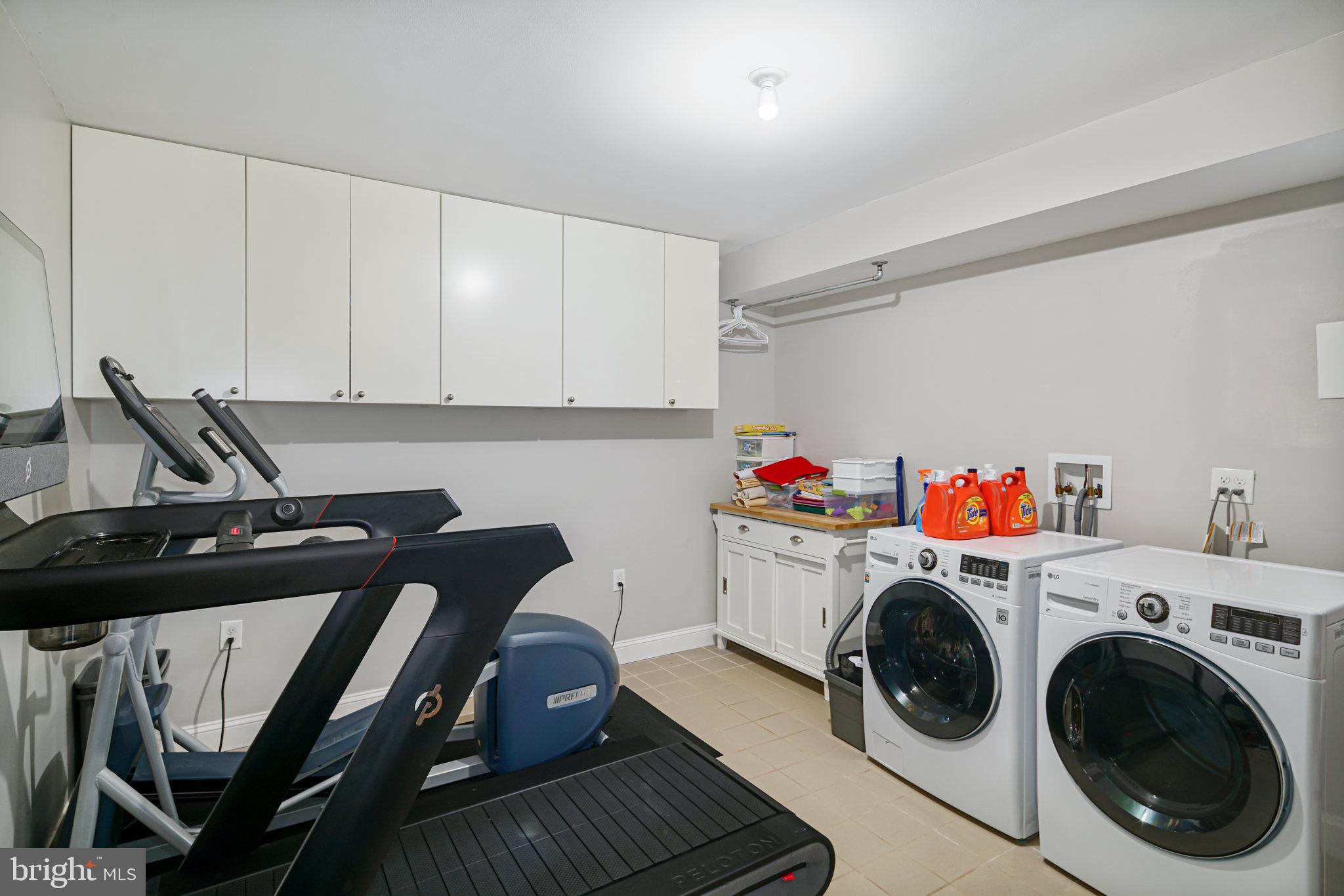 SPRING GARDEN - Residential