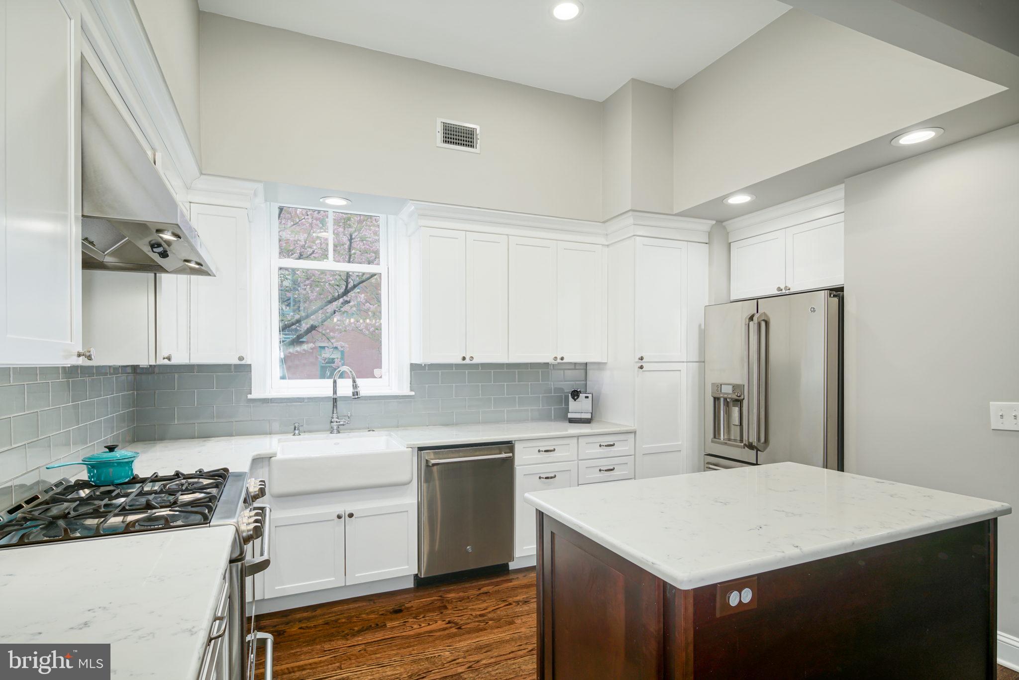 SPRING GARDEN - Residential