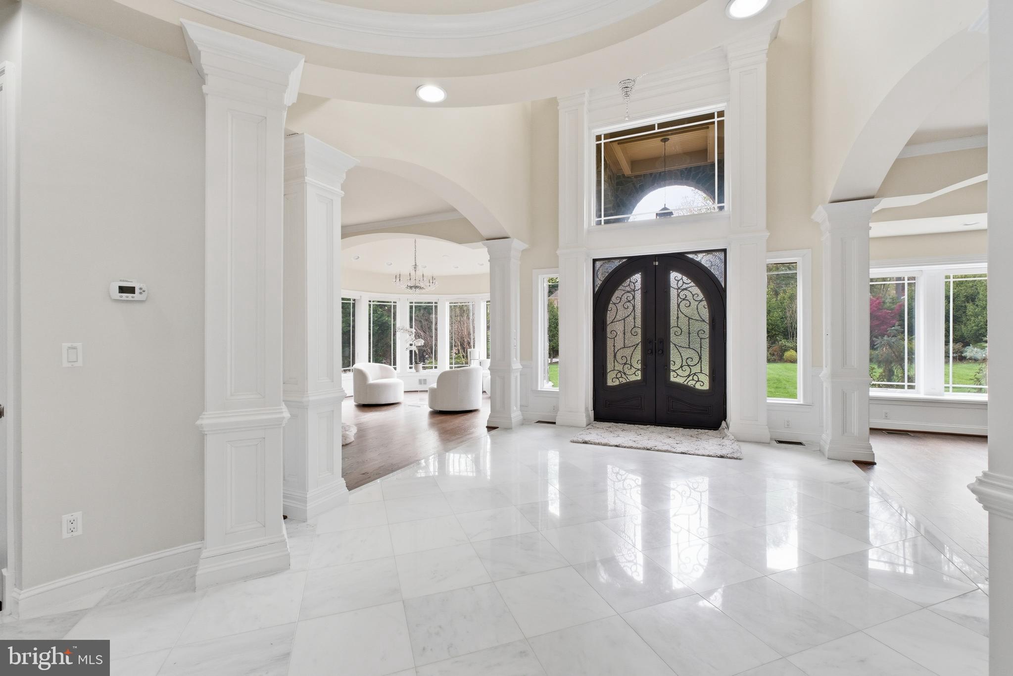 WOODSIDE ESTATES - Residential