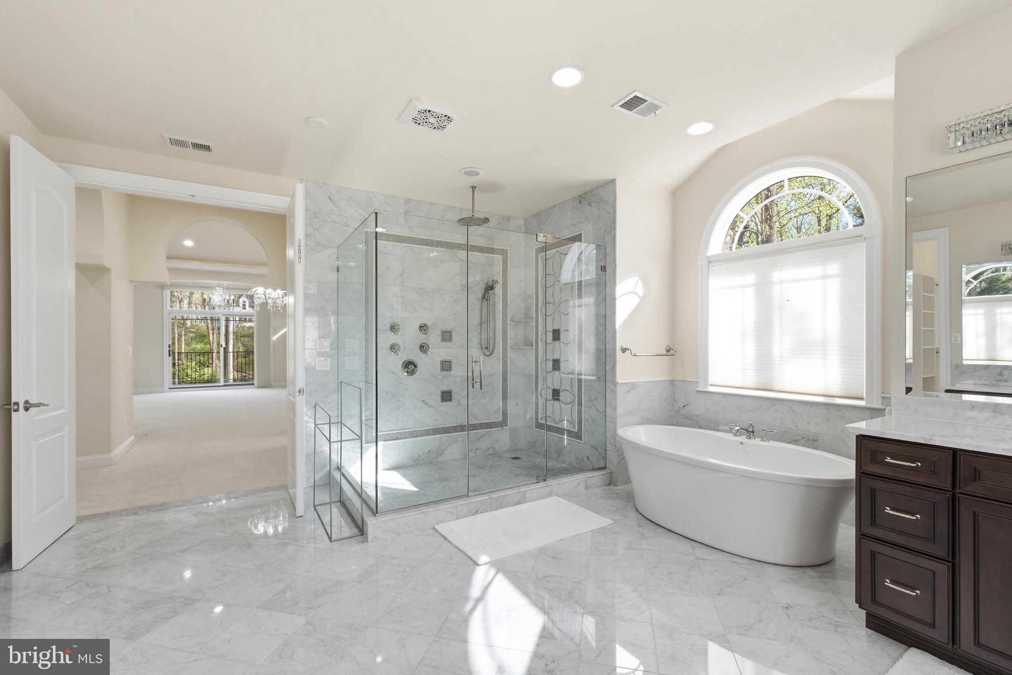 WOODSIDE ESTATES - Residential