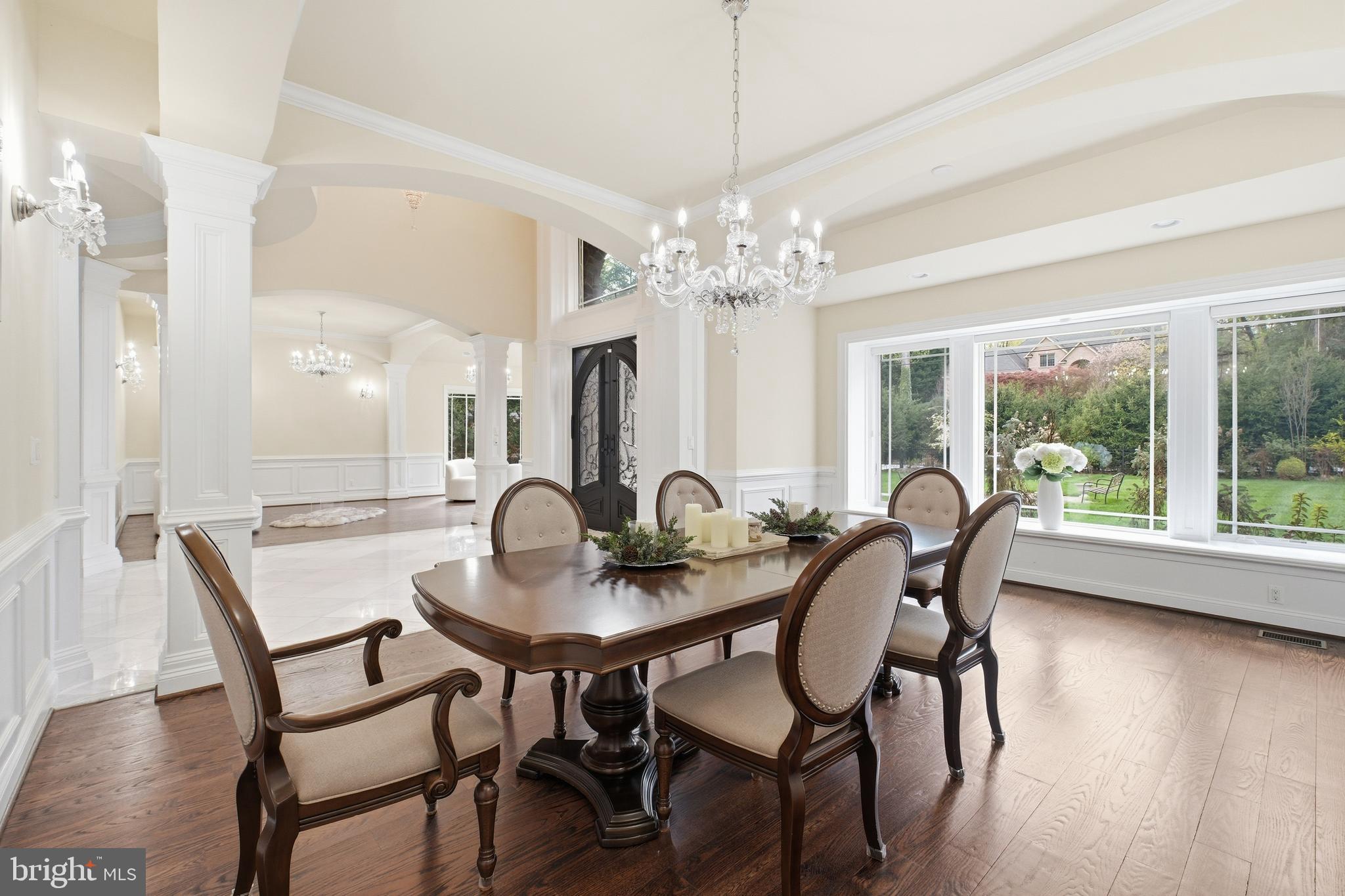 WOODSIDE ESTATES - Residential