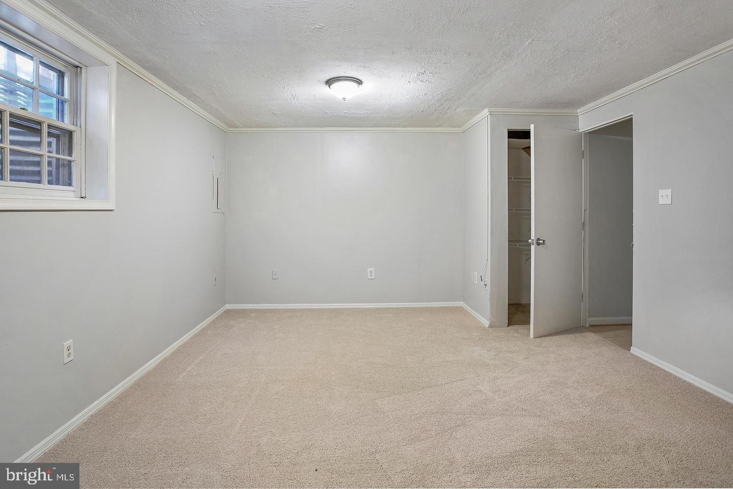 NEWGATE - Residential Lease