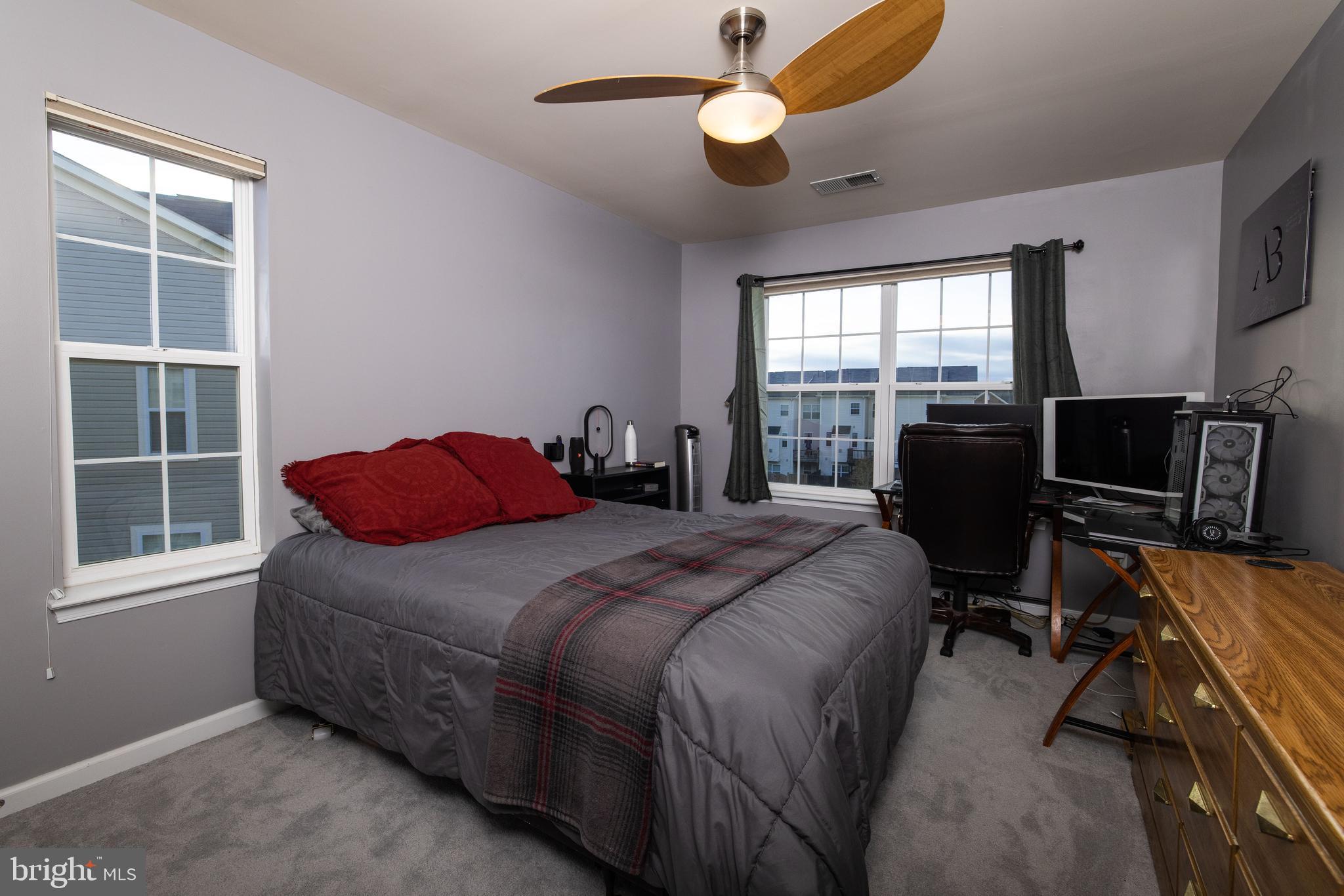 TANYARD SPRINGS TOWNHOMES - Residential