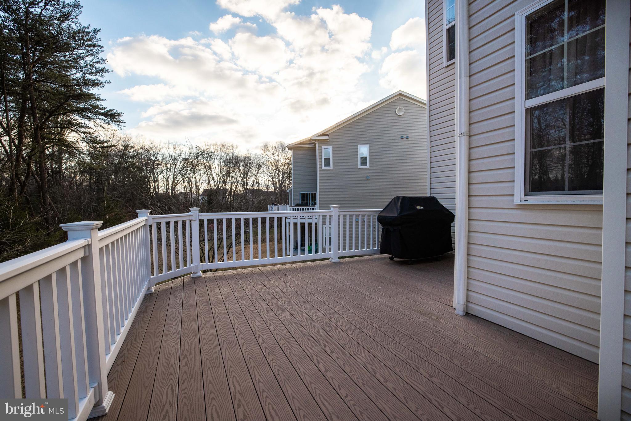 TANYARD SPRINGS TOWNHOMES - Residential