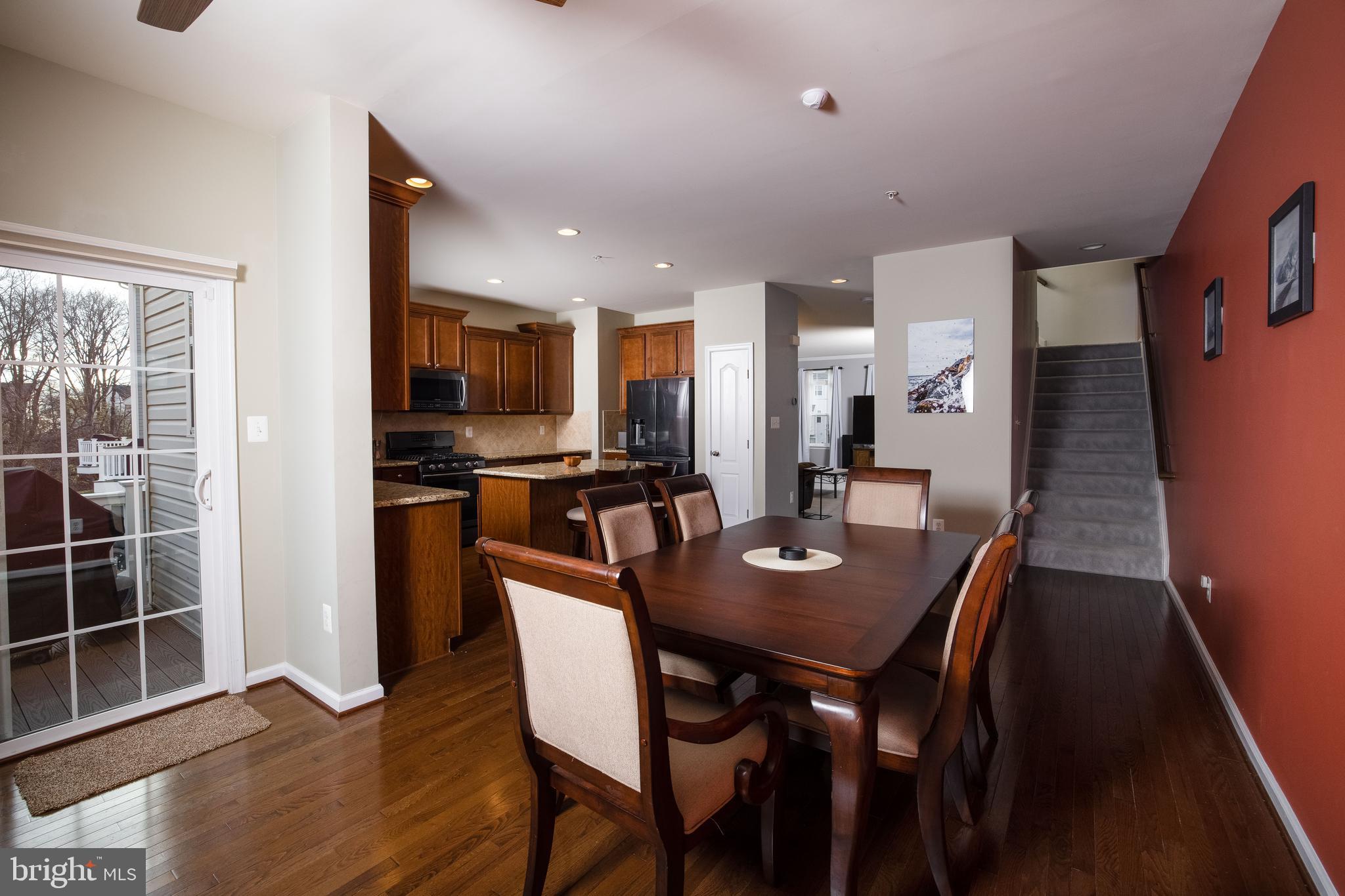 TANYARD SPRINGS TOWNHOMES - Residential