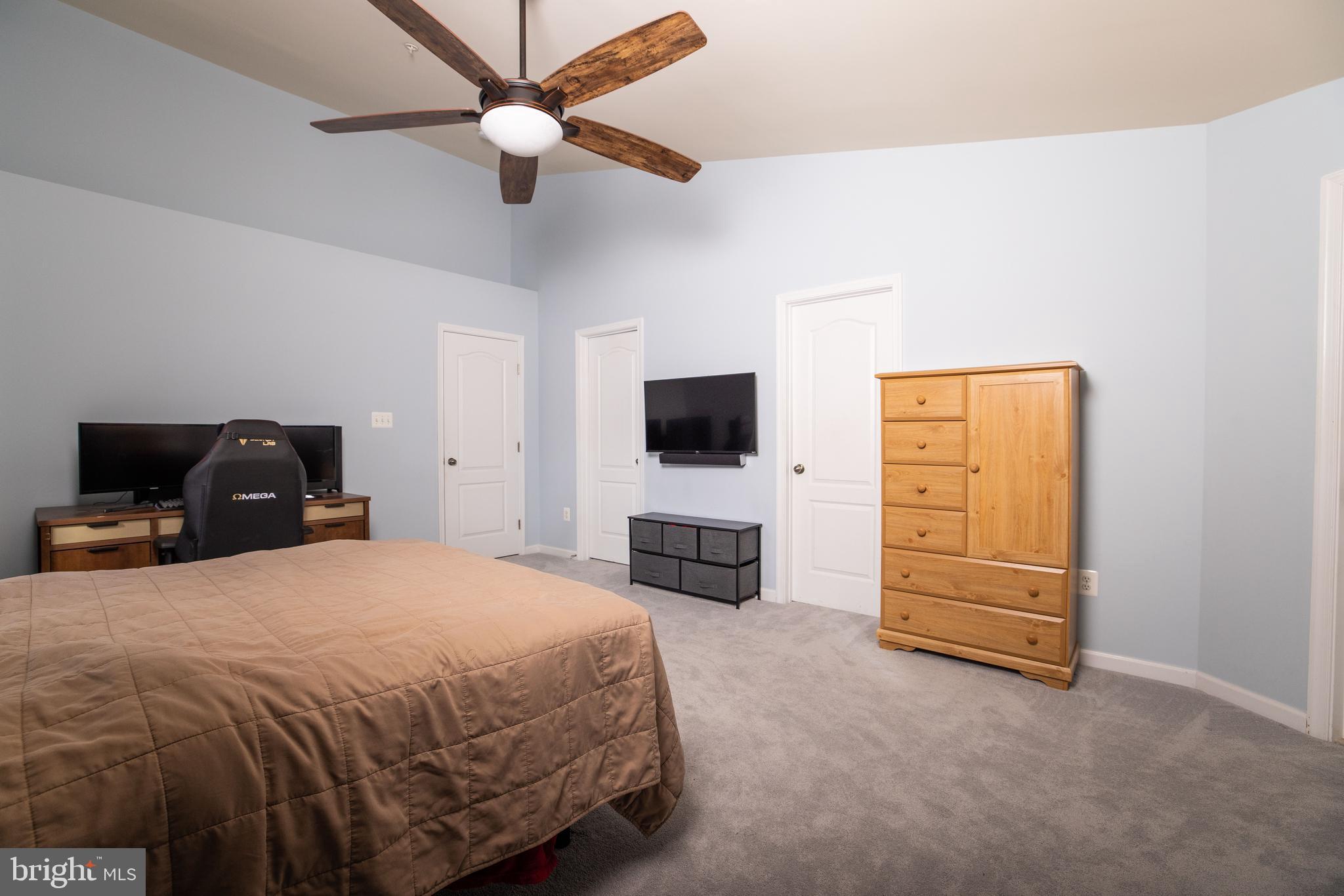 TANYARD SPRINGS TOWNHOMES - Residential