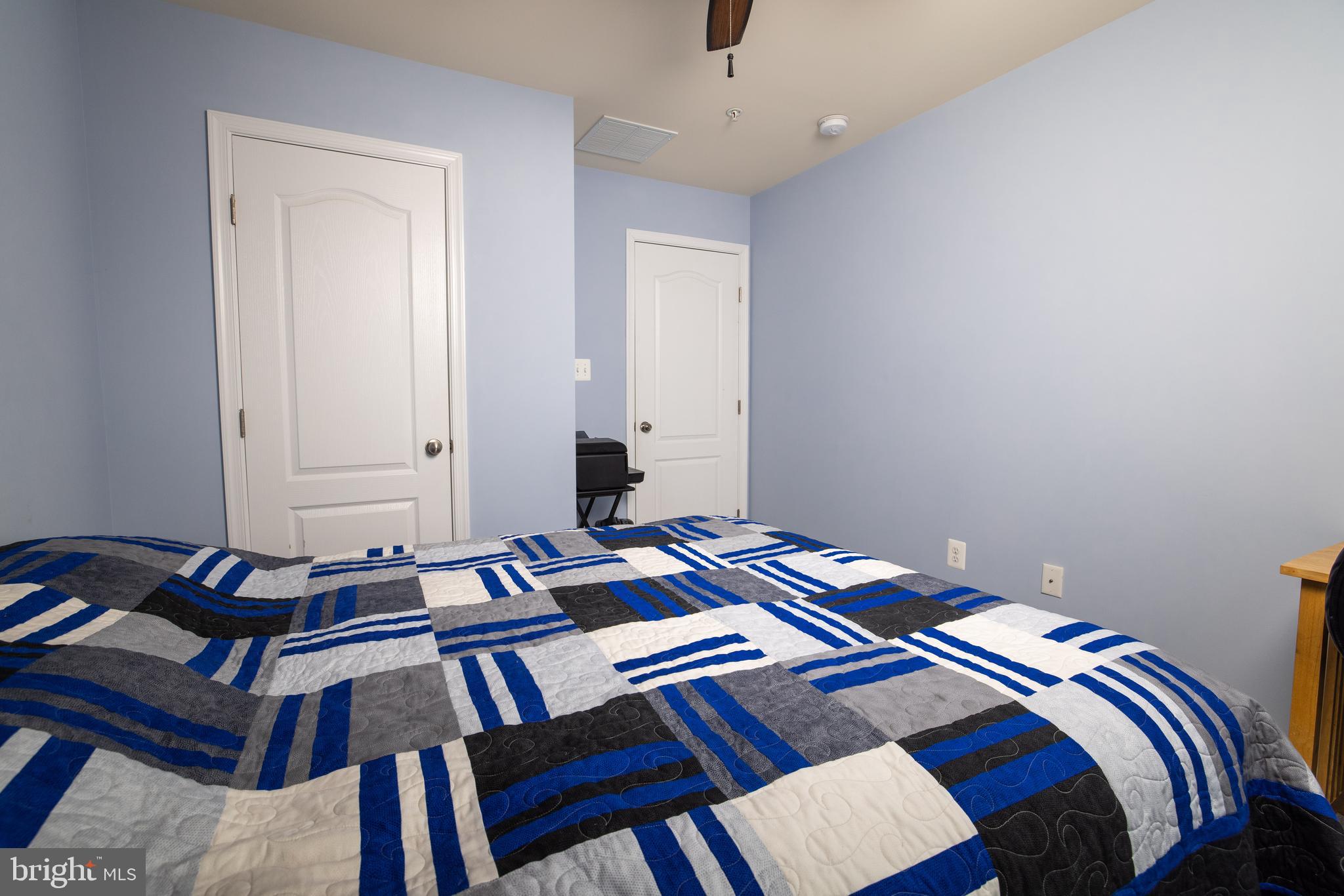 TANYARD SPRINGS TOWNHOMES - Residential