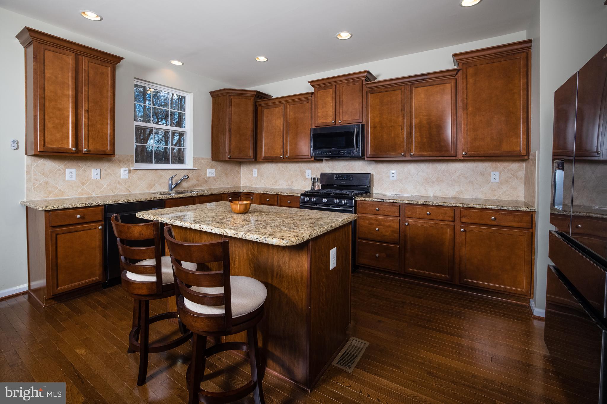 TANYARD SPRINGS TOWNHOMES - Residential