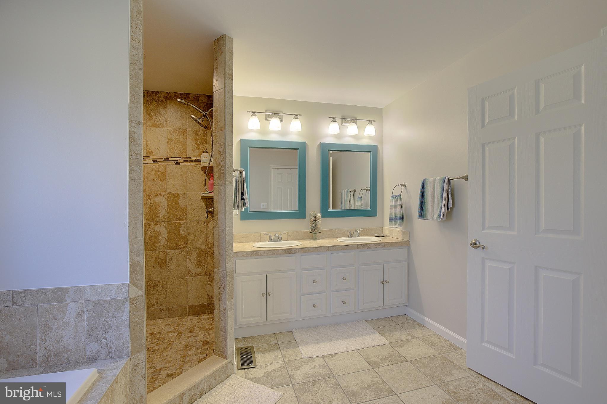 PROSPECT BAY - Residential